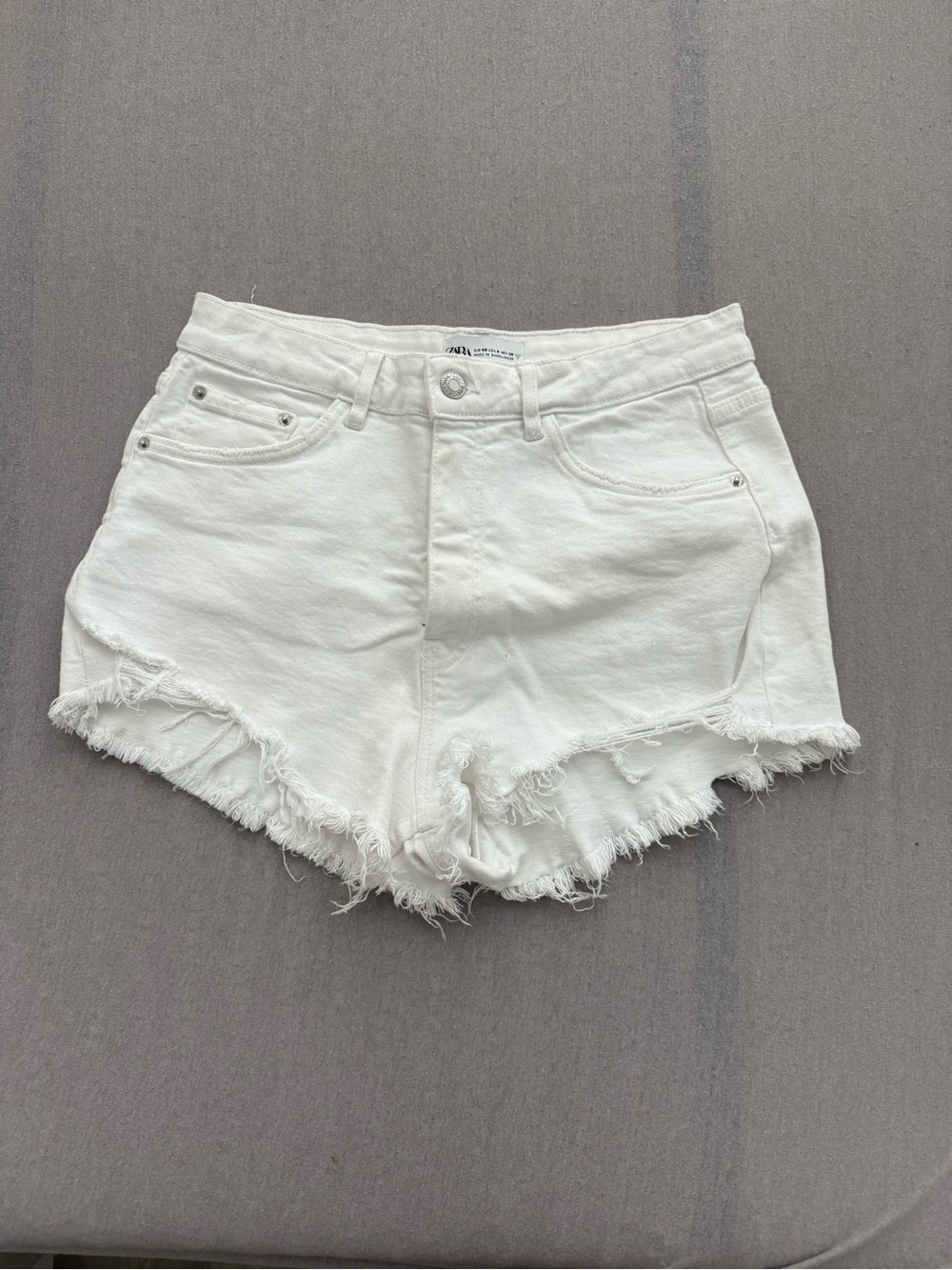 Zara High-Waist Frayed White Denim Shorts